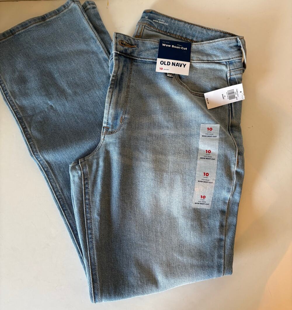 Old navy NEW WOW jeans lightwash mid-rise bootcut 10 short
